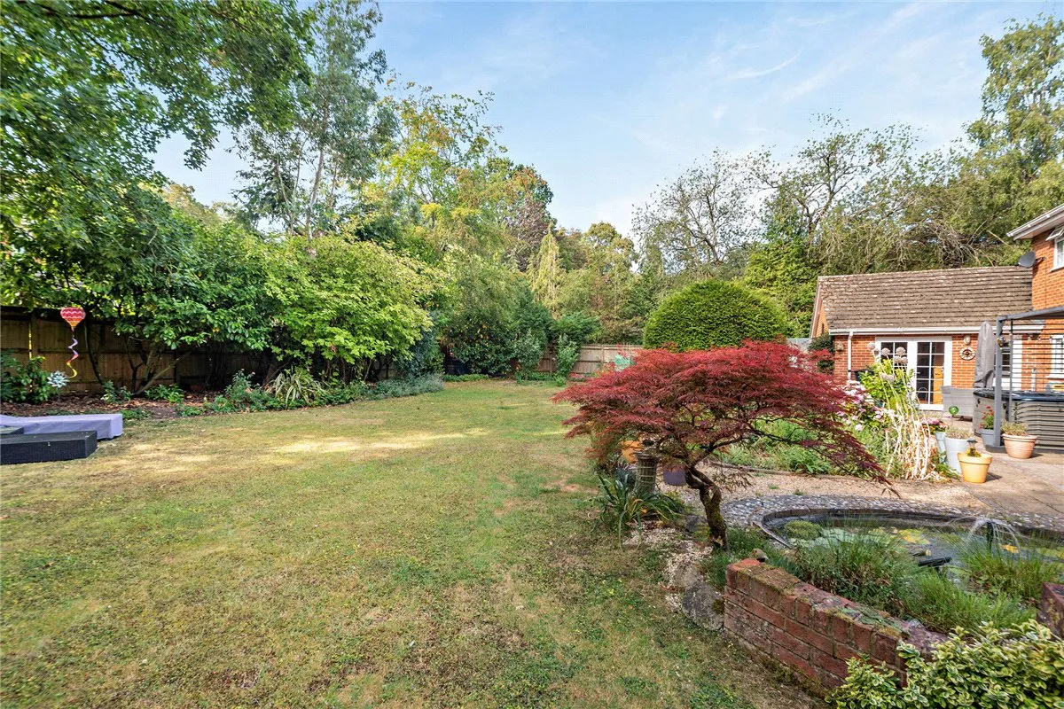 Ashford Hill Road, Headley, RG19, photo 22