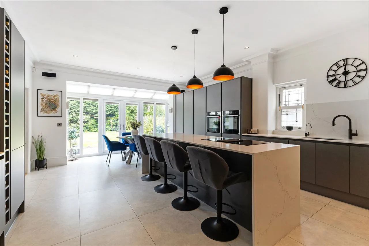 Barnet Road, Arkley, Hertfordshire, EN5 3EP, photo 5