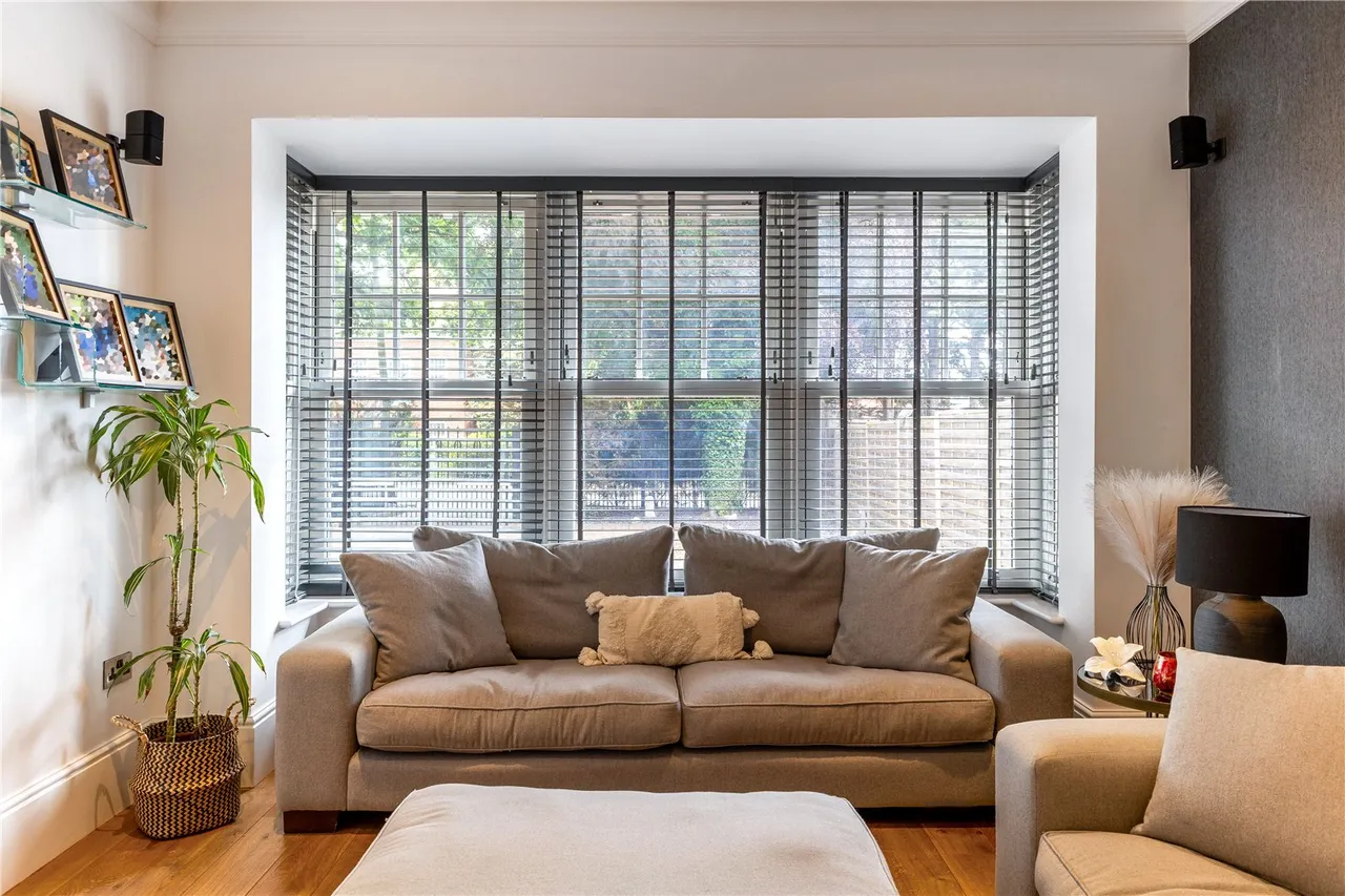 Barnet Road, Arkley, Hertfordshire, EN5 3EP, photo 8