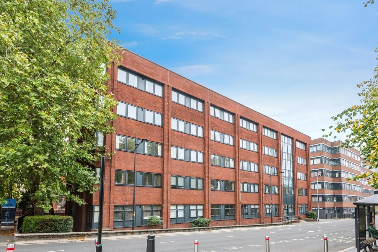 1 bed flat for sale — Farnsby Street, Swindon, Wiltshire, SN1