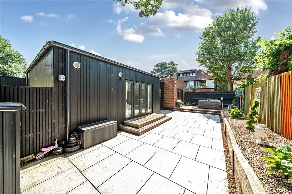 2 bed flat for sale — Foxley Lane, Purley, CR8