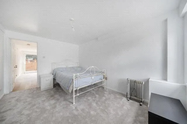 St. Martins Street, Hereford, HR2, photo 13