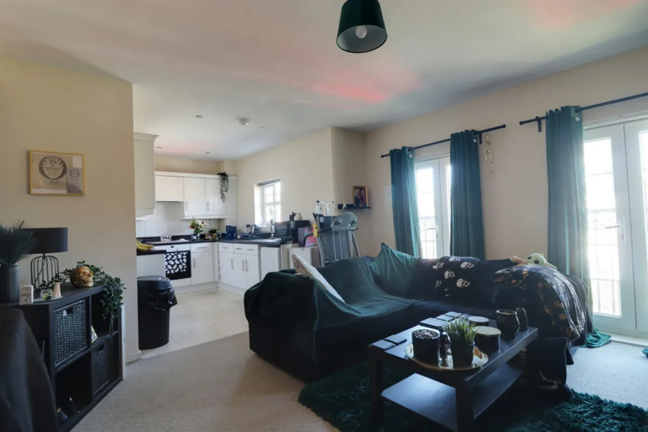 St Georges Court, Crewe, photo 5