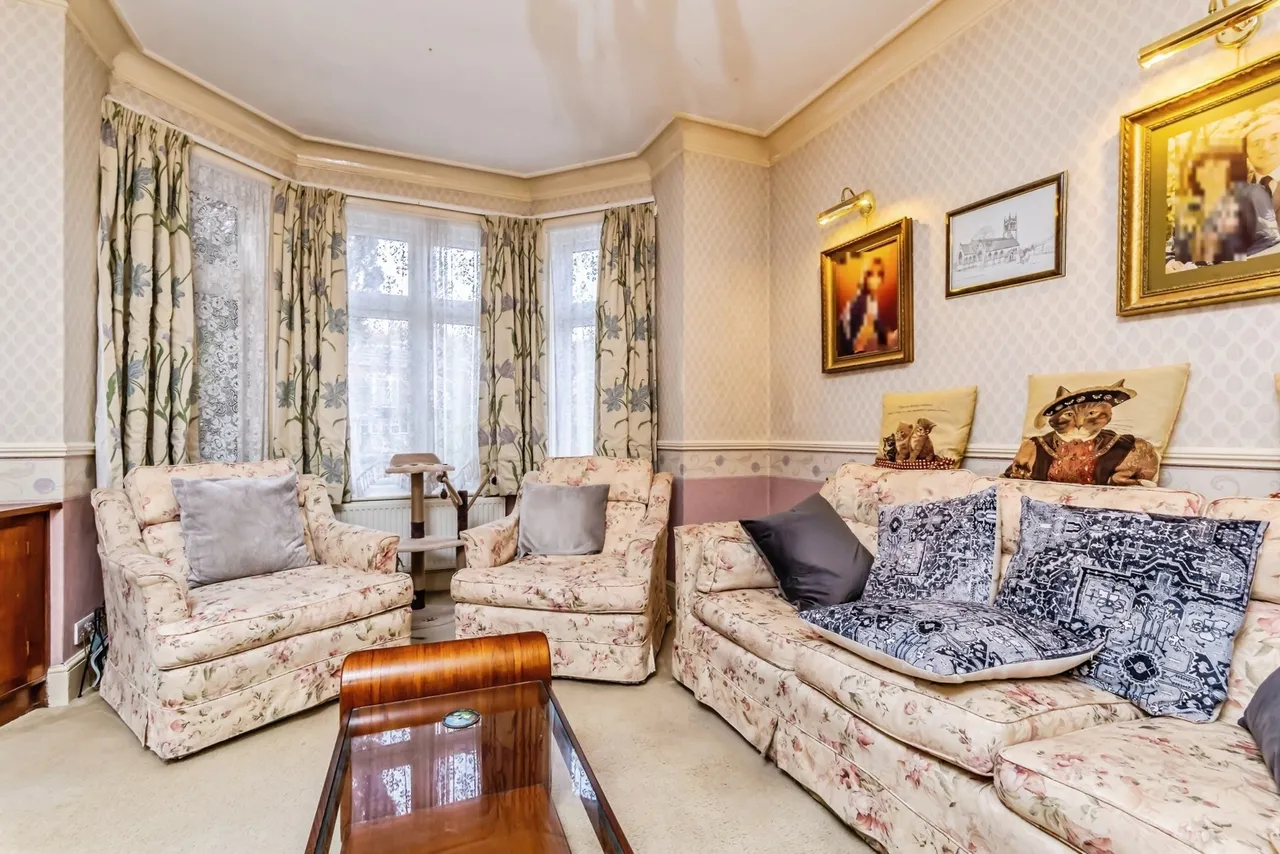 Croydon Road, Caterham, Surrey, CR3, photo 7