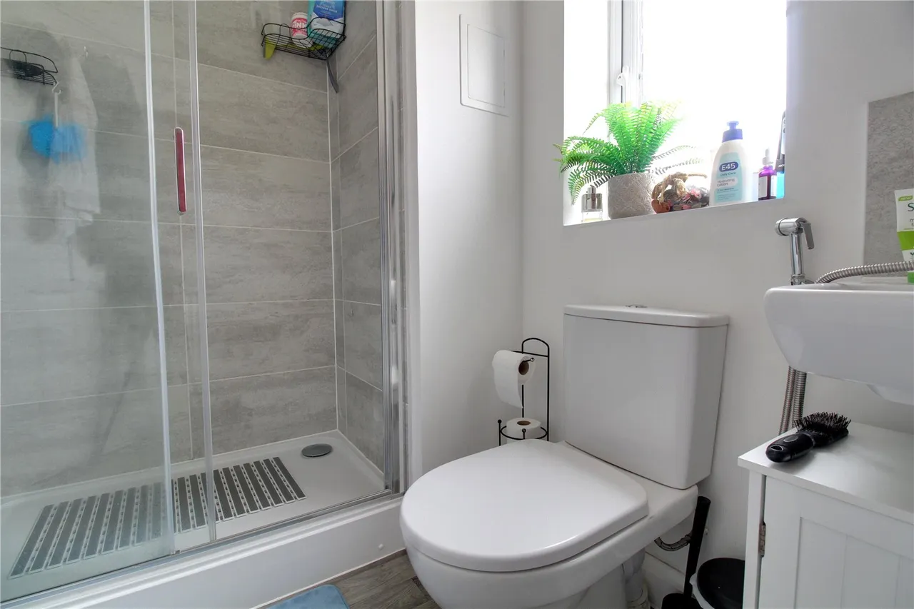 James Road, Basingstoke, Hampshire, RG21 6AZ, photo 12