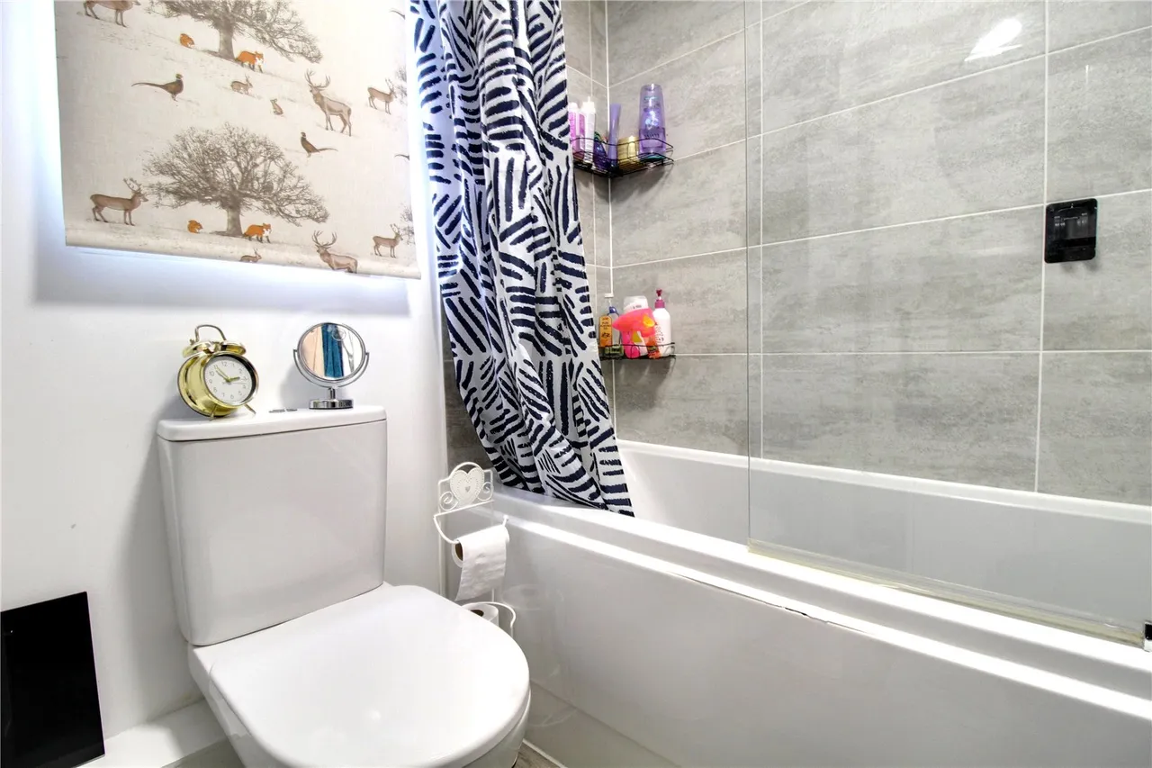 James Road, Basingstoke, Hampshire, RG21 6AZ, photo 13
