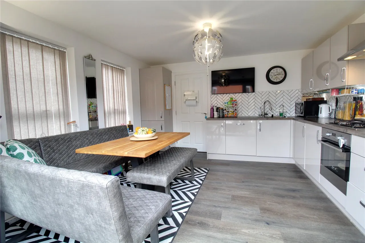 James Road, Basingstoke, Hampshire, RG21 6AZ, photo 11