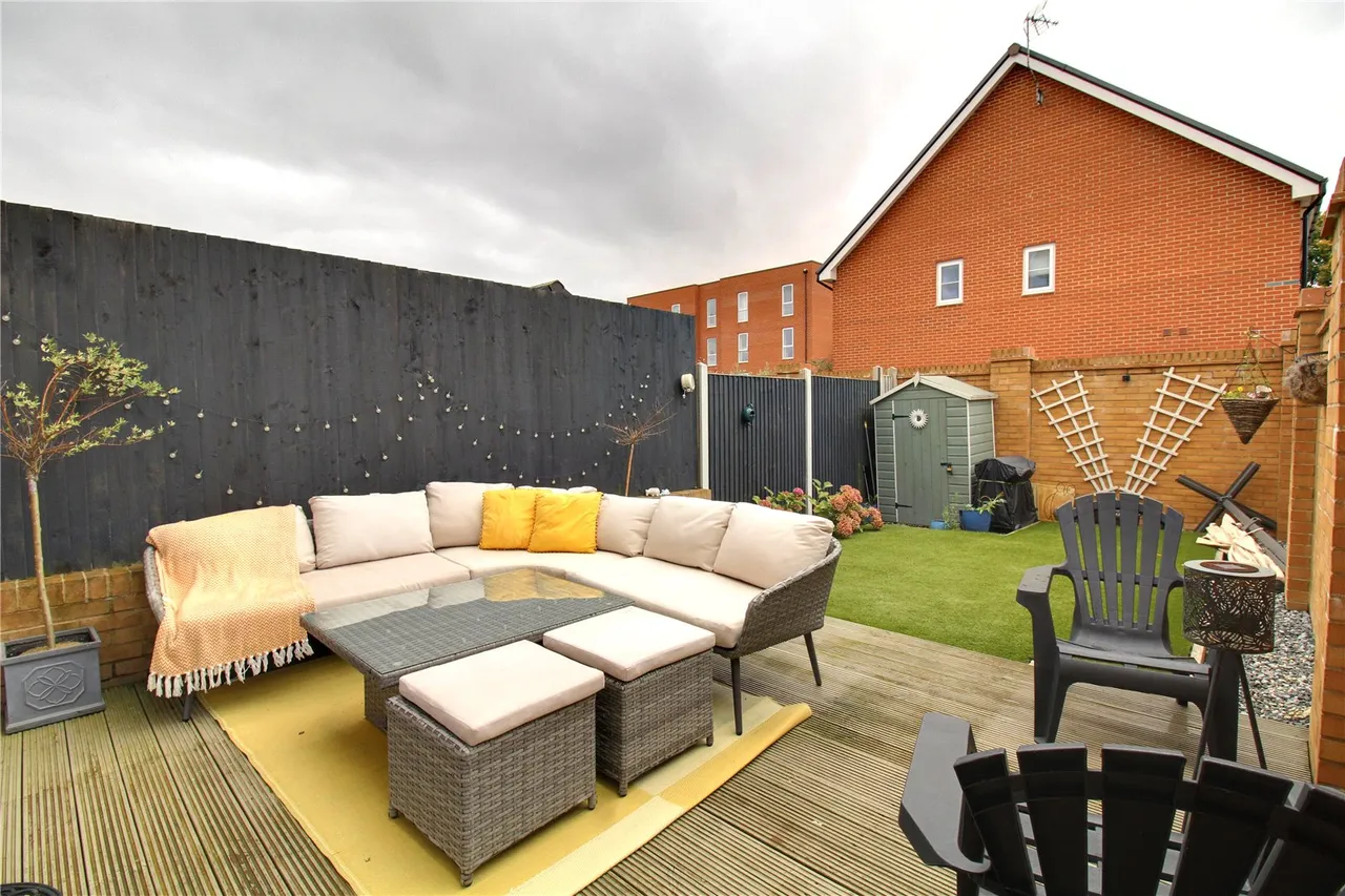 James Road, Basingstoke, Hampshire, RG21 6AZ, photo 4
