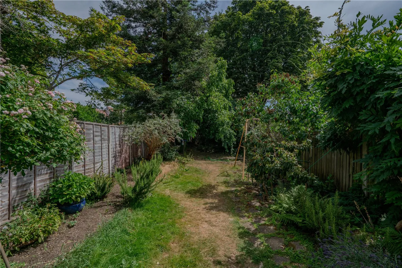 St Winifreds Road, Teddington, TW11, photo 11