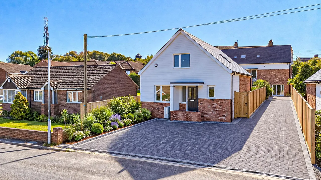 4 bed house for sale, Maplehurst Close, St. Leonards-On-Sea