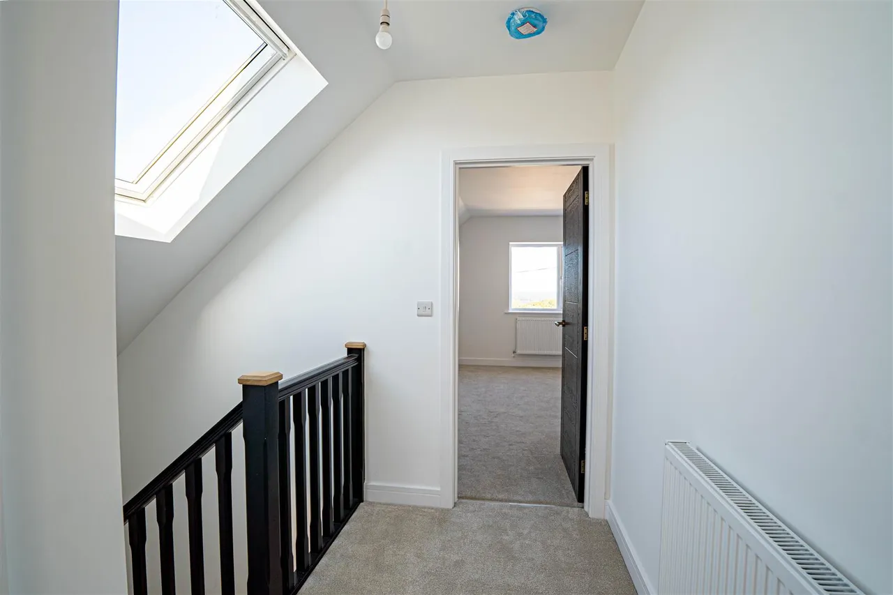Maplehurst Close, St. Leonards-On-Sea, photo 25