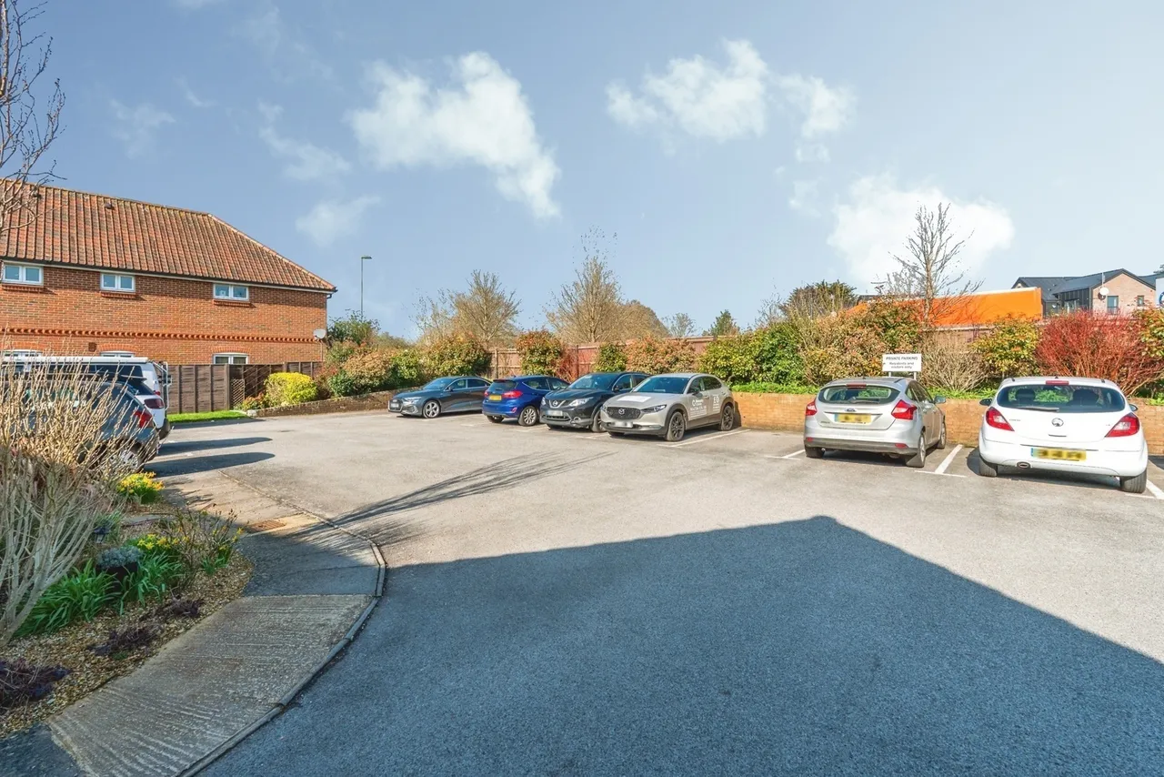 Water Lane, Totton, SO40, photo 5