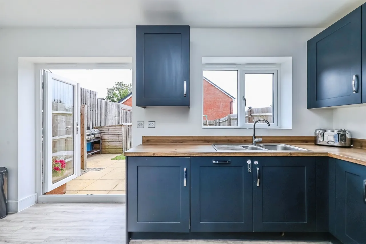 Stephenson Road, Eastwood, NG16, photo 9