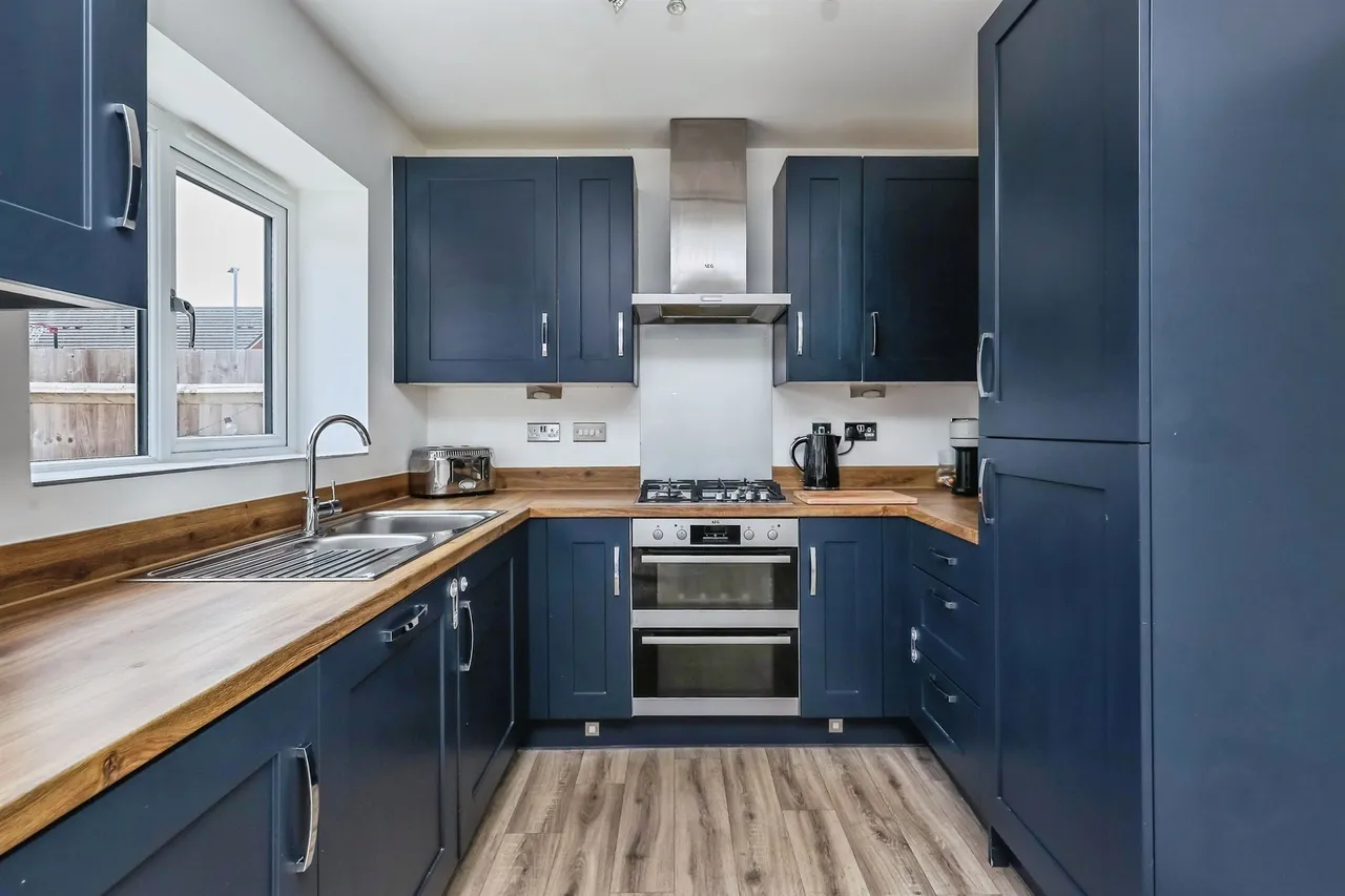 Stephenson Road, Eastwood, NG16, photo 8