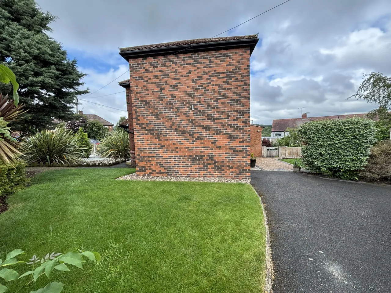 Broadgate Avenue, Horsforth, LS18, photo 14