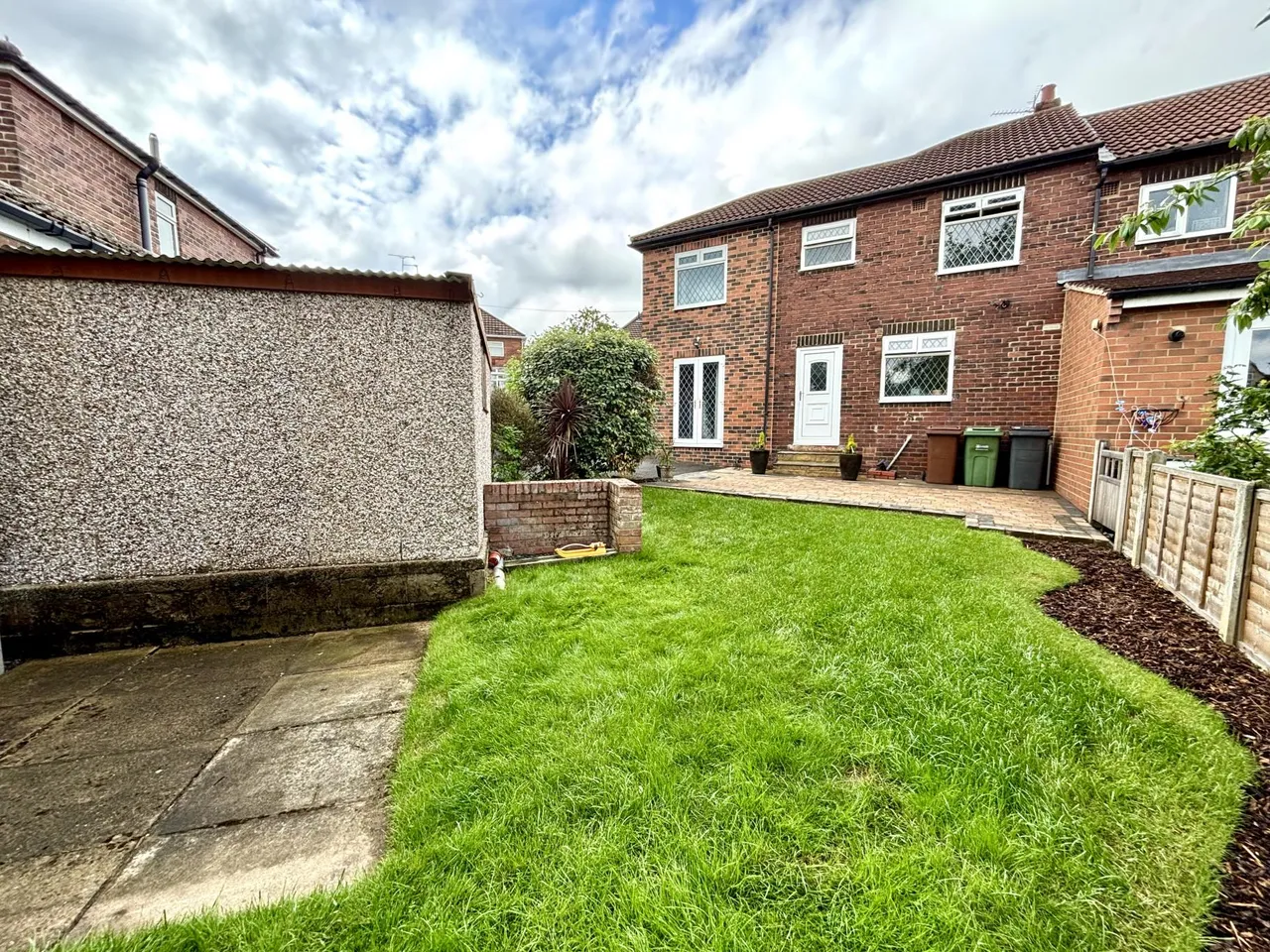 Broadgate Avenue, Horsforth, LS18, photo 13