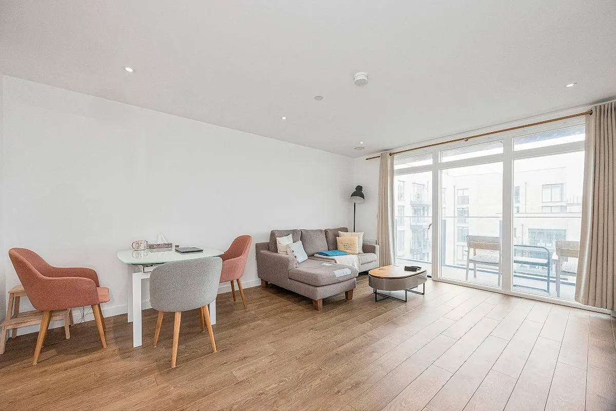 2 bed flat for sale — 8 Madeira Street, London, E14 6TR
