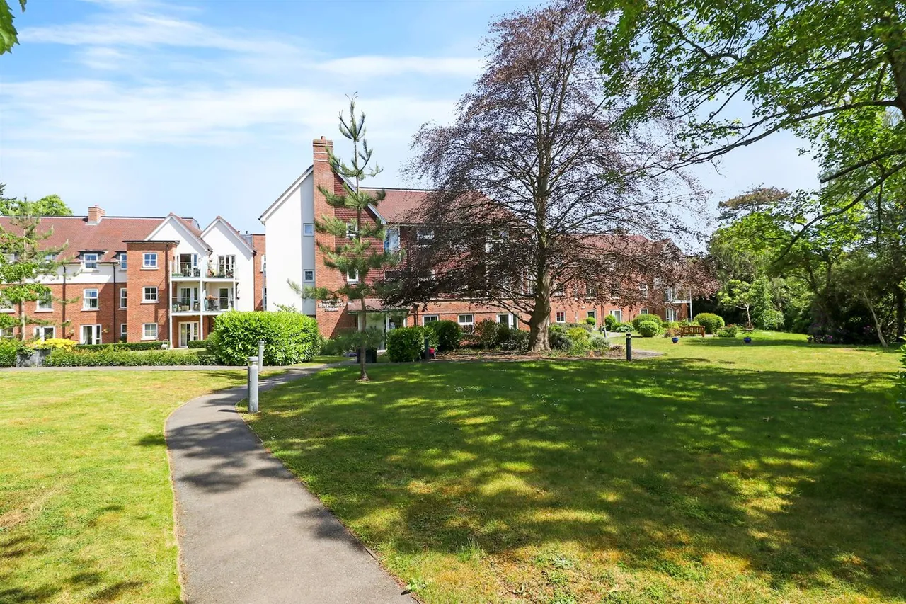 Manor Park Road, Chislehurst, BR7, photo 4