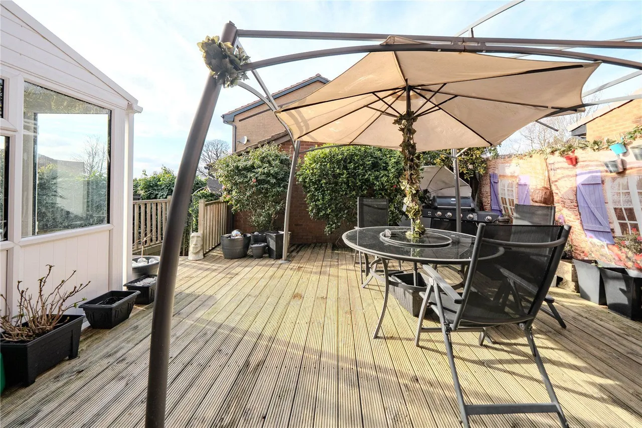 Haven Chase, Leeds, LS16, photo 8