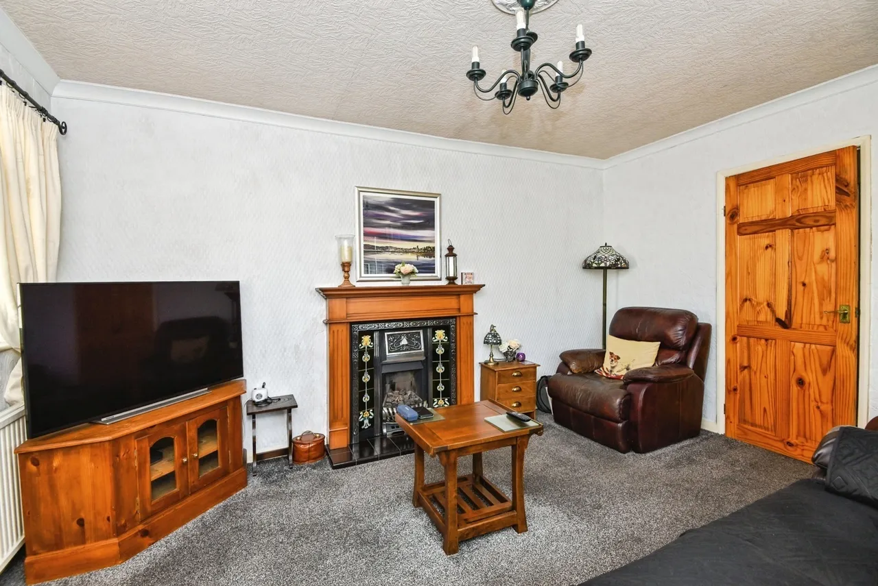 Pedder Avenue, Overton, LA3, photo 6