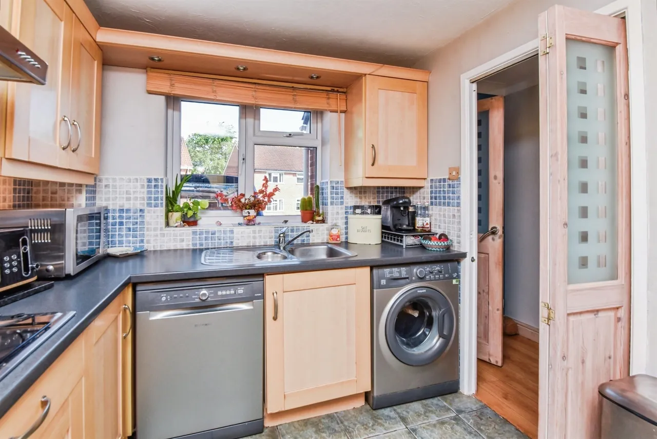 Nightingale Avenue, Frome, photo 12