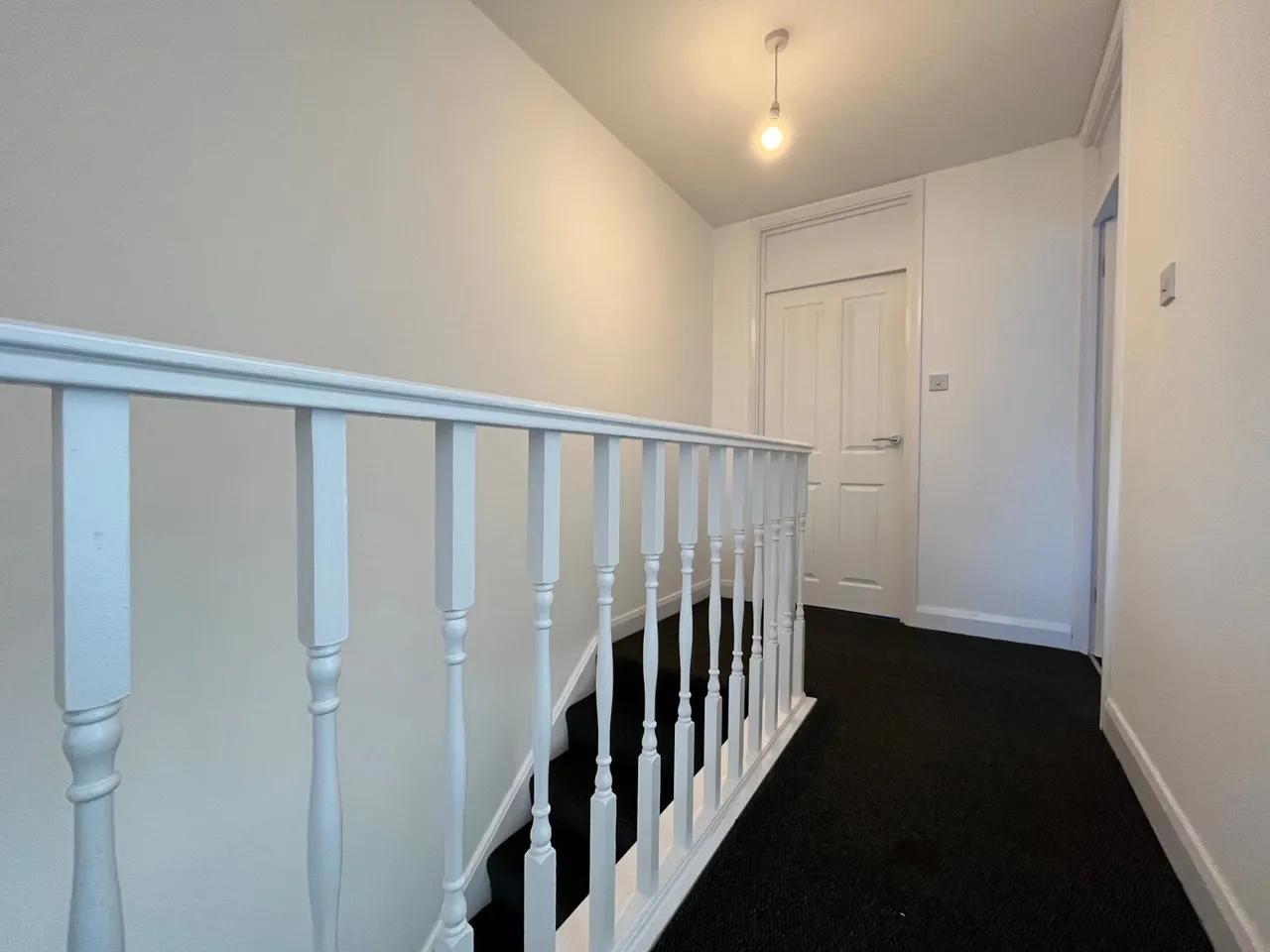 Swallows Meadow, Shirley, B90, photo 10