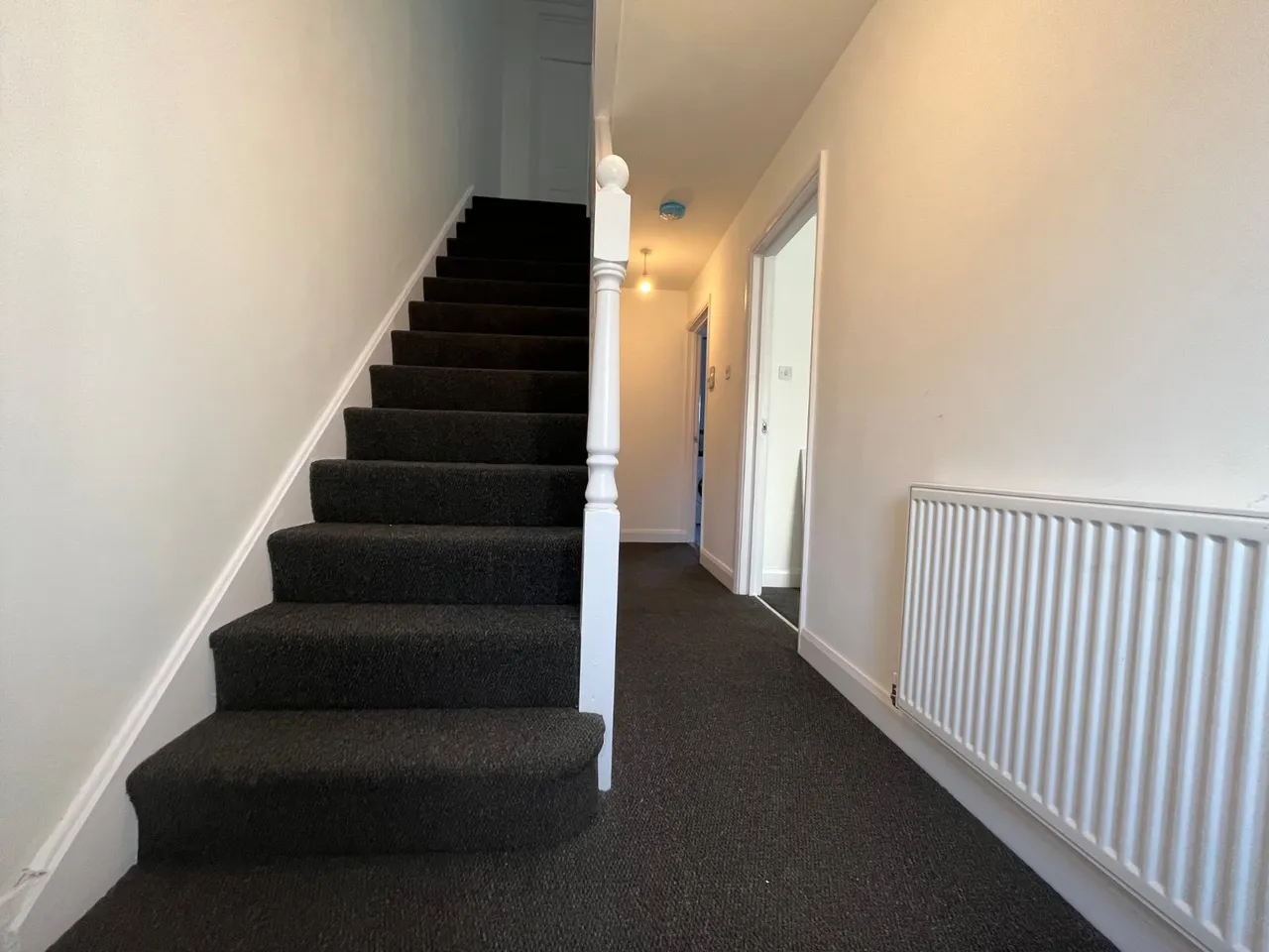 Swallows Meadow, Shirley, B90, photo 11