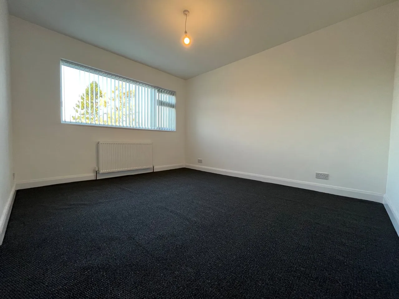 Swallows Meadow, Shirley, B90, photo 7