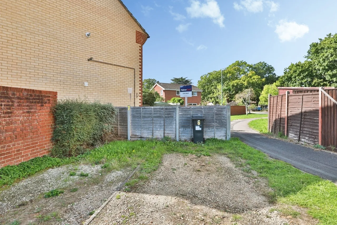 Shawford Gardens, Bournemouth, BH8, photo 14