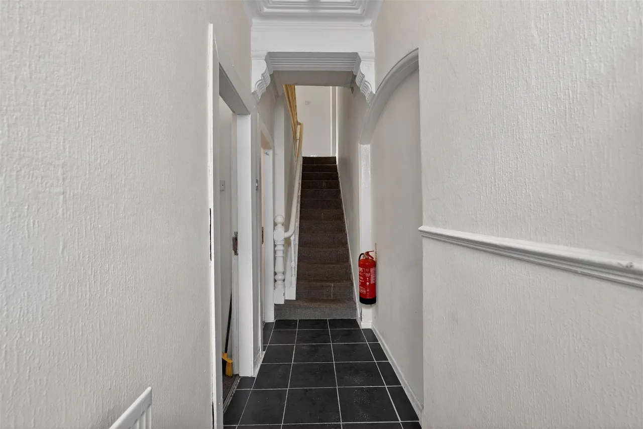 Elaine Street, Belfast, BT9, photo 3