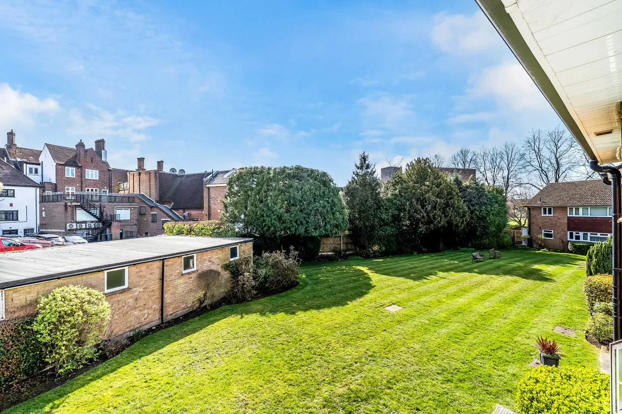 Master Close, Oxted, RH8, photo 6