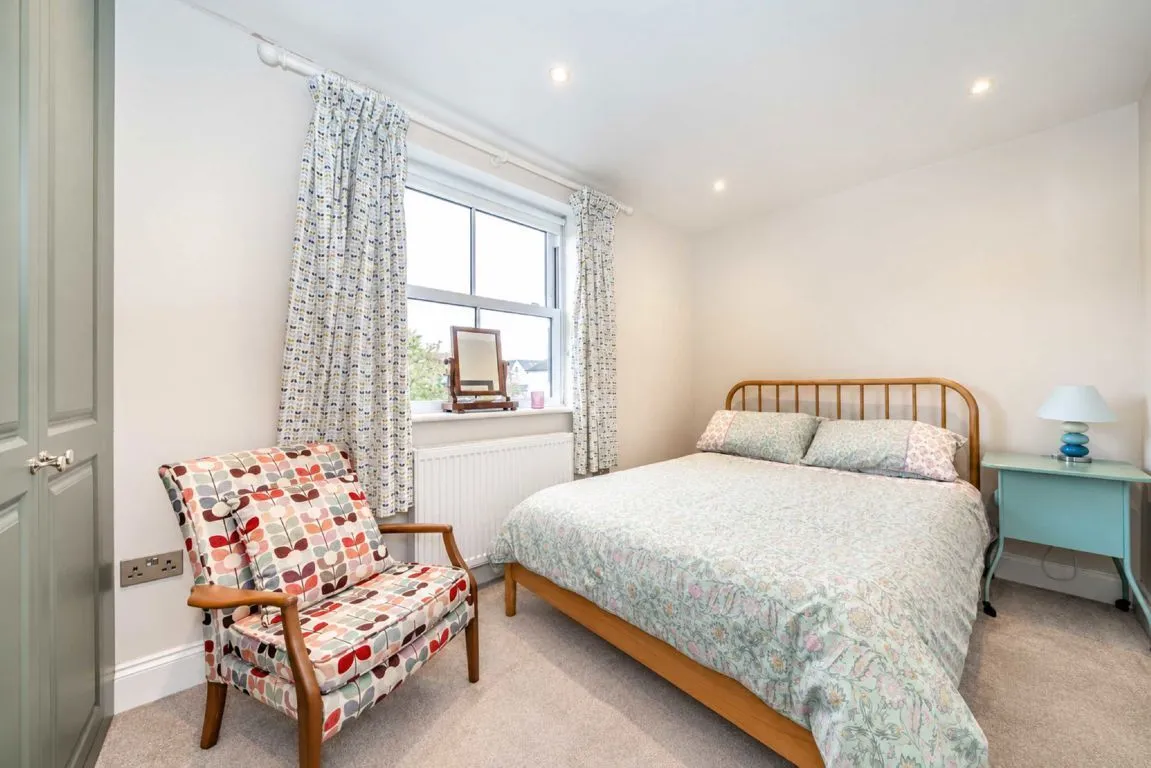 Linkfield Road, TW7, photo 7