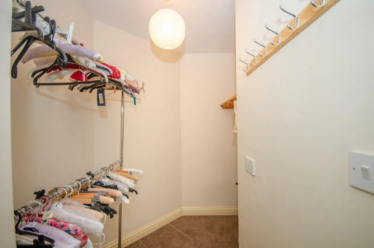 Partridge Drive, Downend, BS16, photo 8