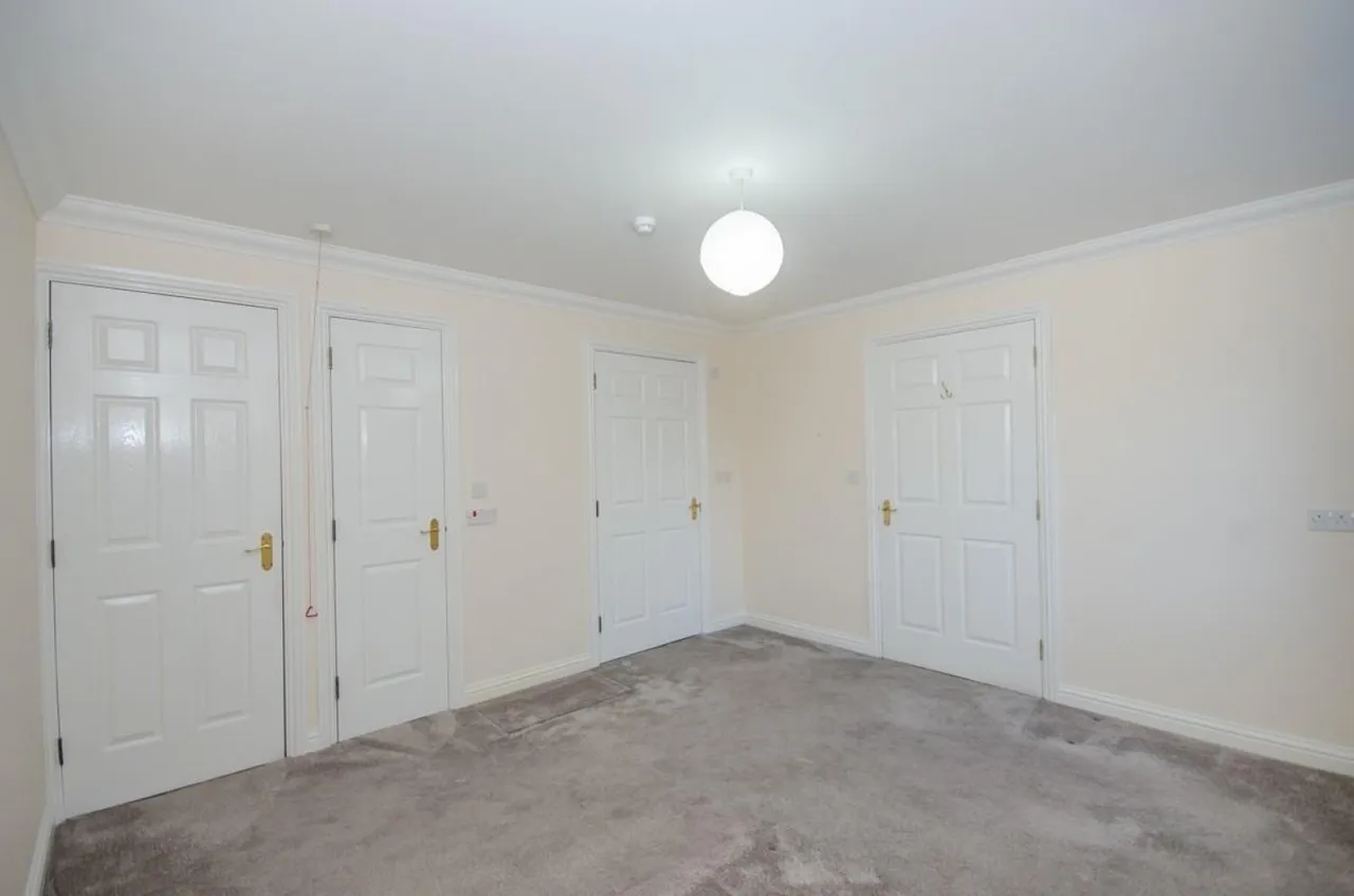Partridge Drive, Downend, BS16, photo 7