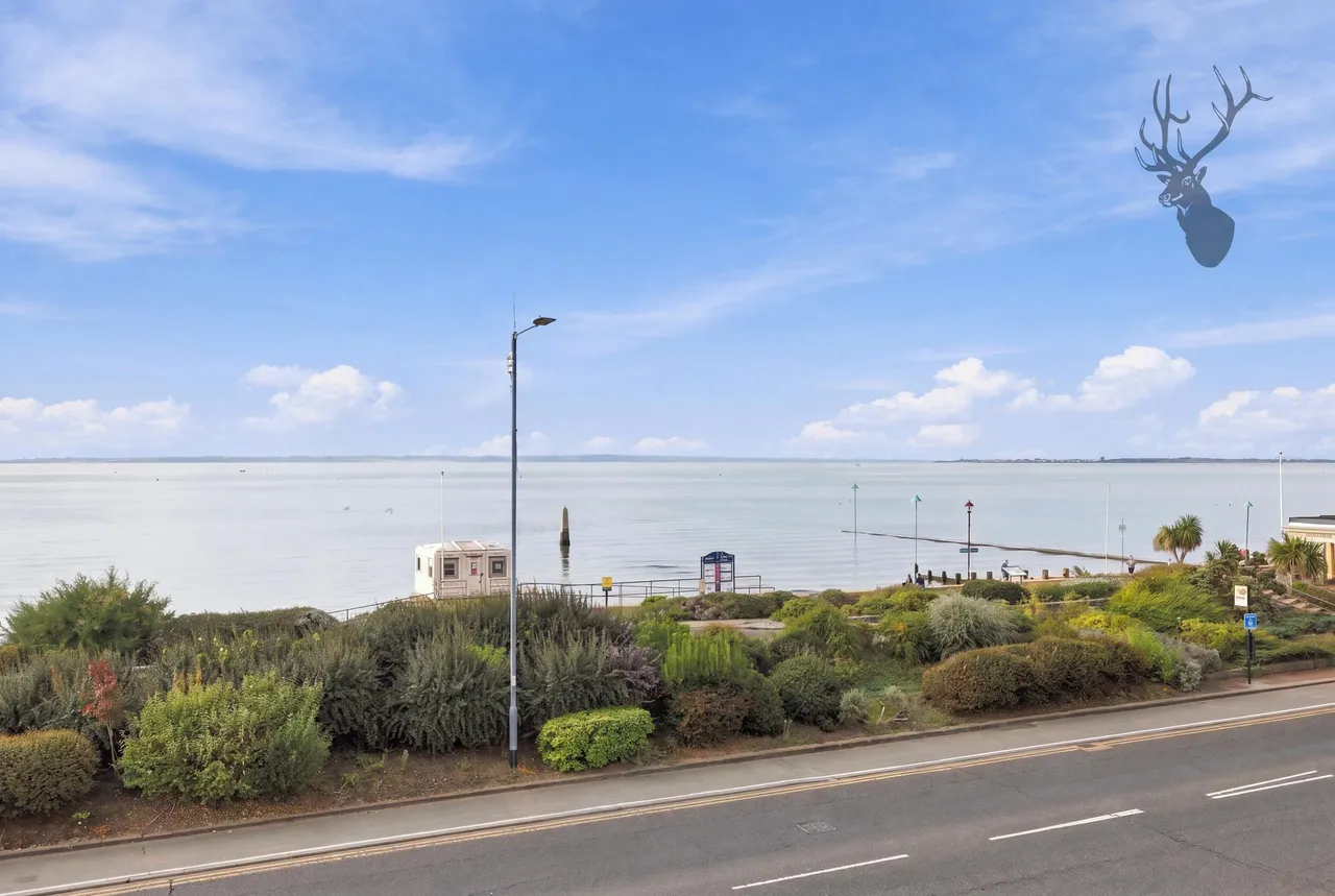 Chalkwell Esplanade, Westcliff-On-Sea, SS0, photo 15