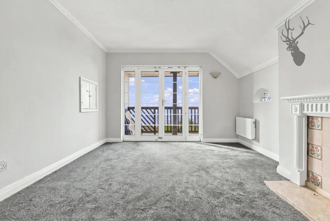 Chalkwell Esplanade, Westcliff-On-Sea, SS0, photo 2