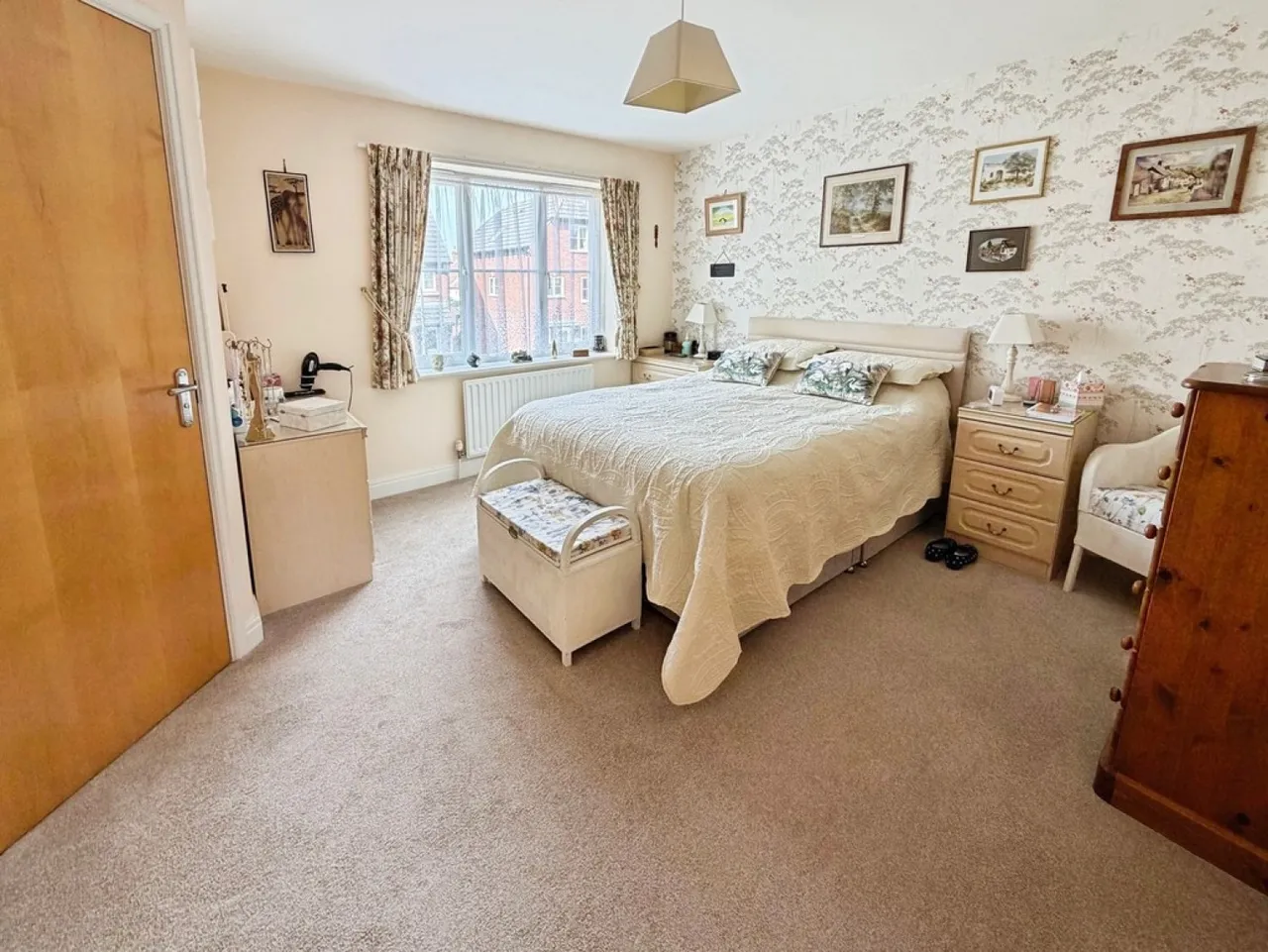 Lansdowne Close, Dilton Marsh, photo 9