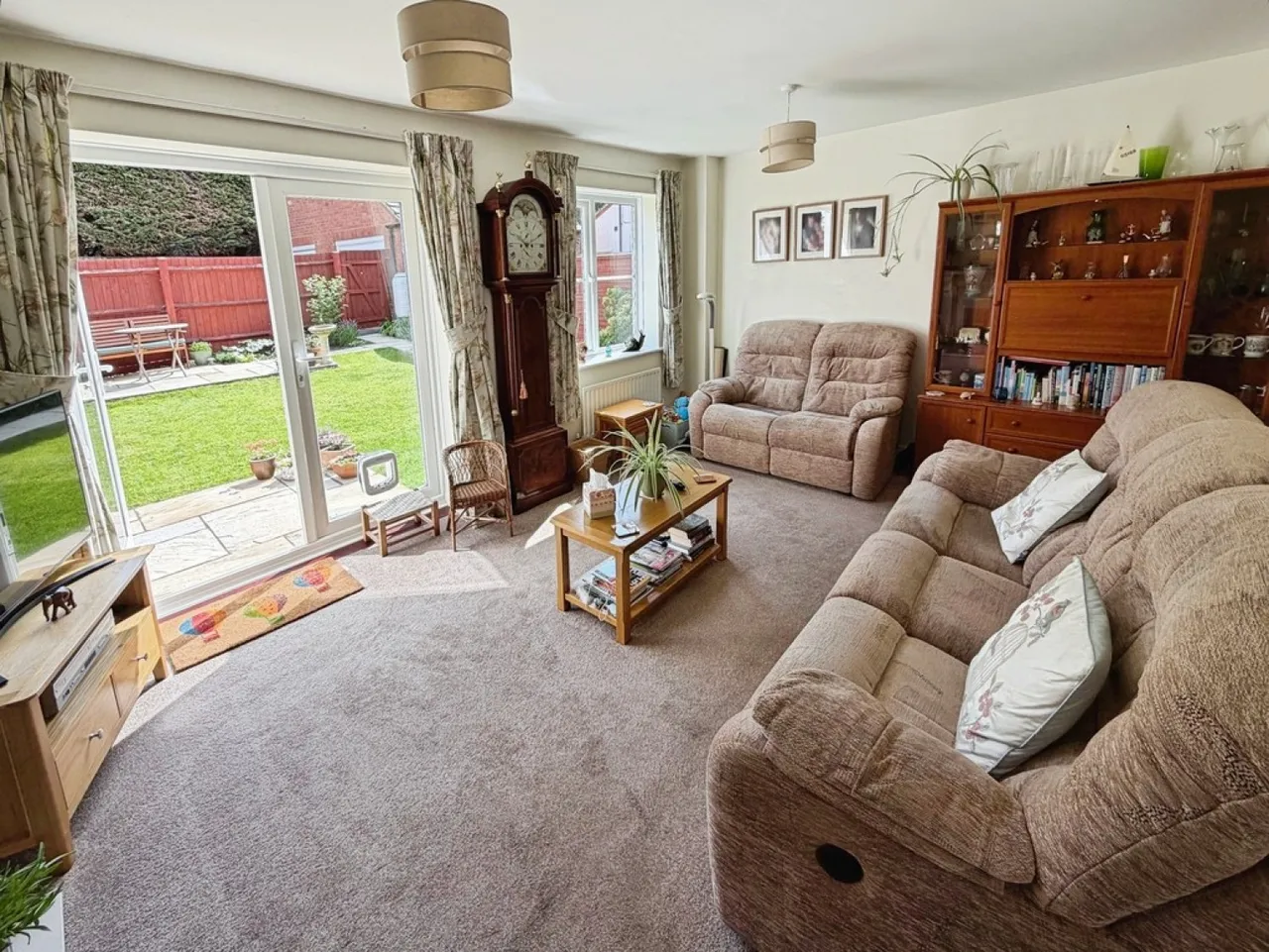 Lansdowne Close, Dilton Marsh, photo 4