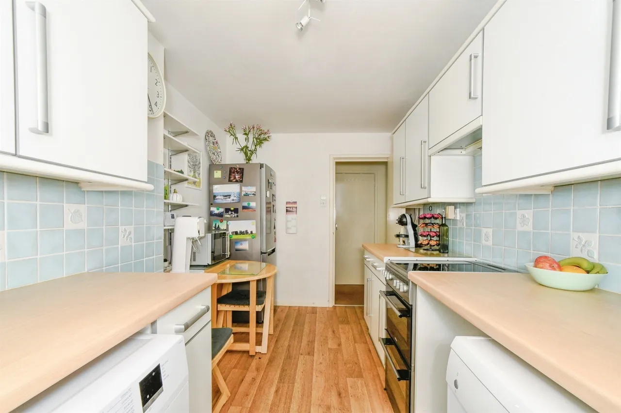 Tollgate Road, Salisbury, SP1, photo 5
