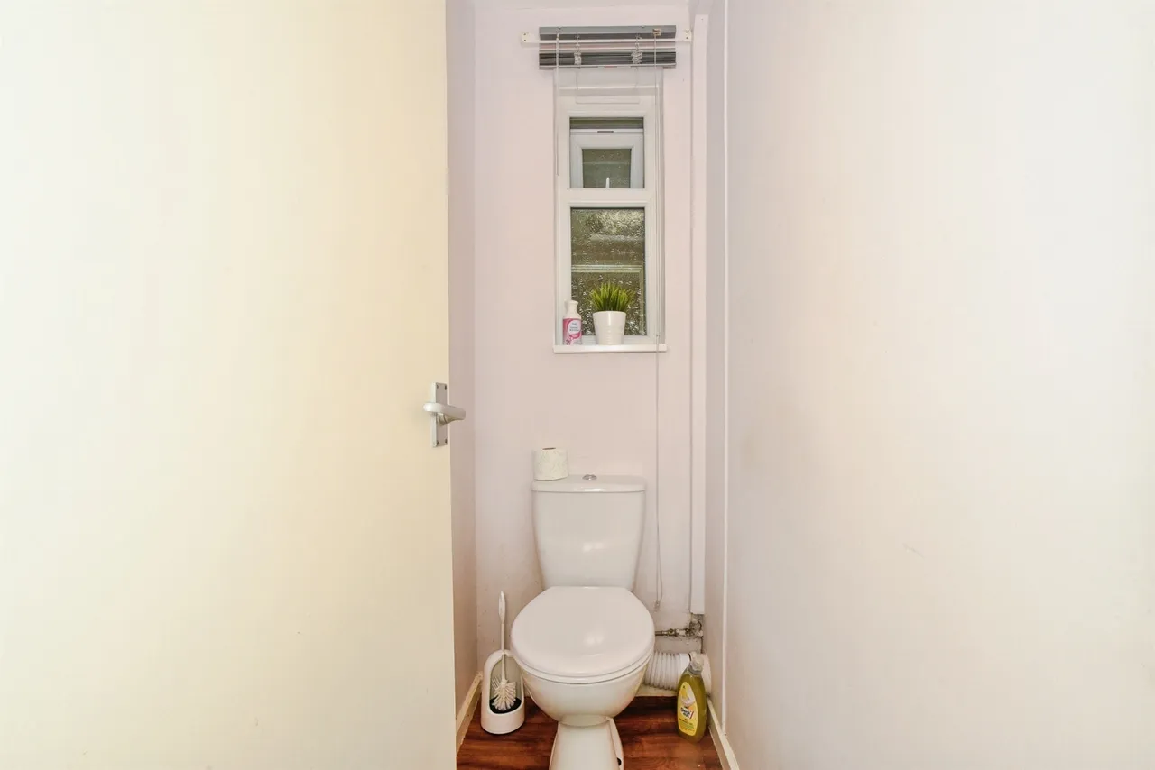 Tollgate Road, Salisbury, SP1, photo 11