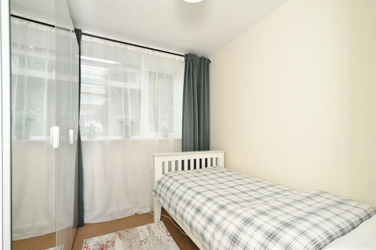 Tollgate Road, Salisbury, SP1, photo 9