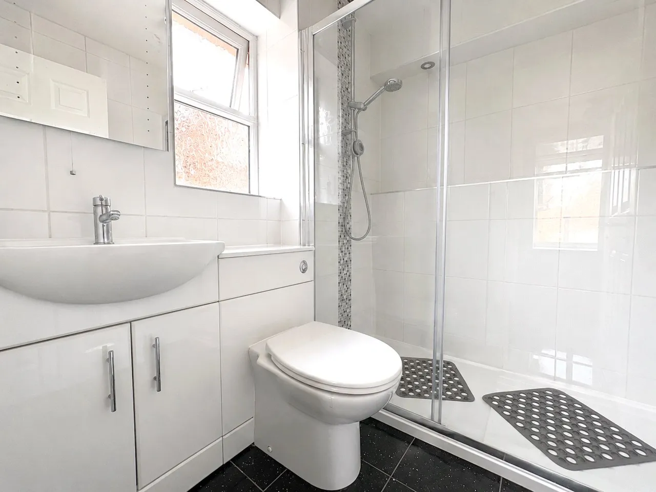 Derry Close, Ash Vale, Surrey, GU12 5SR, photo 9