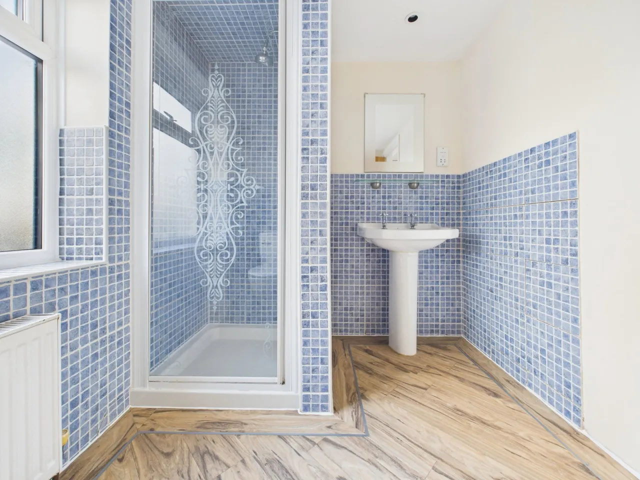 Blue Rock Crescent, Bream, GL15, photo 15