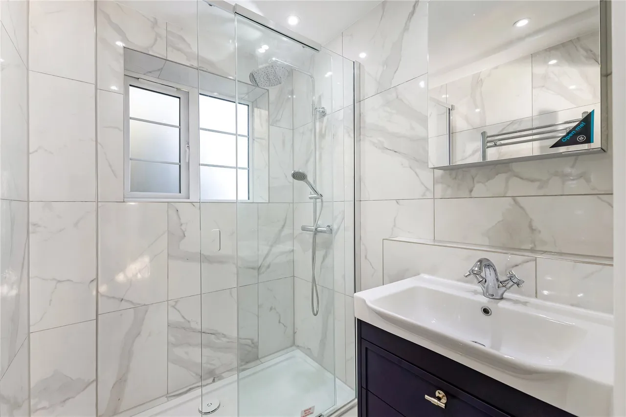 Selwyn Court, Church Road, Richmond, TW10, photo 10