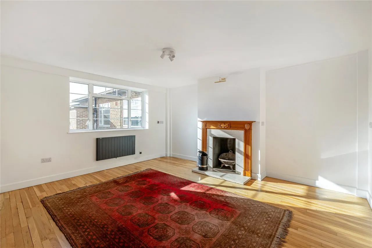 Selwyn Court, Church Road, Richmond, TW10, photo 2