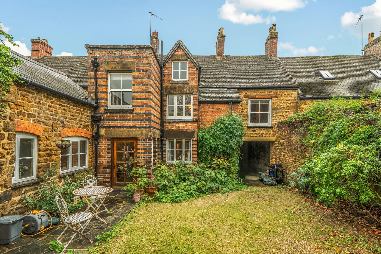 Church Street, Bloxham, OX15, photo 16