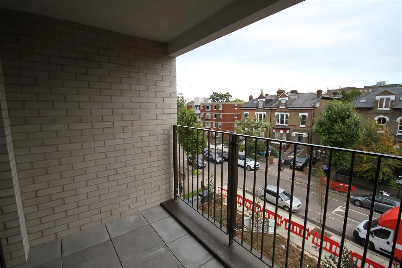 The Avenue, London, NW6 7YG, photo 6