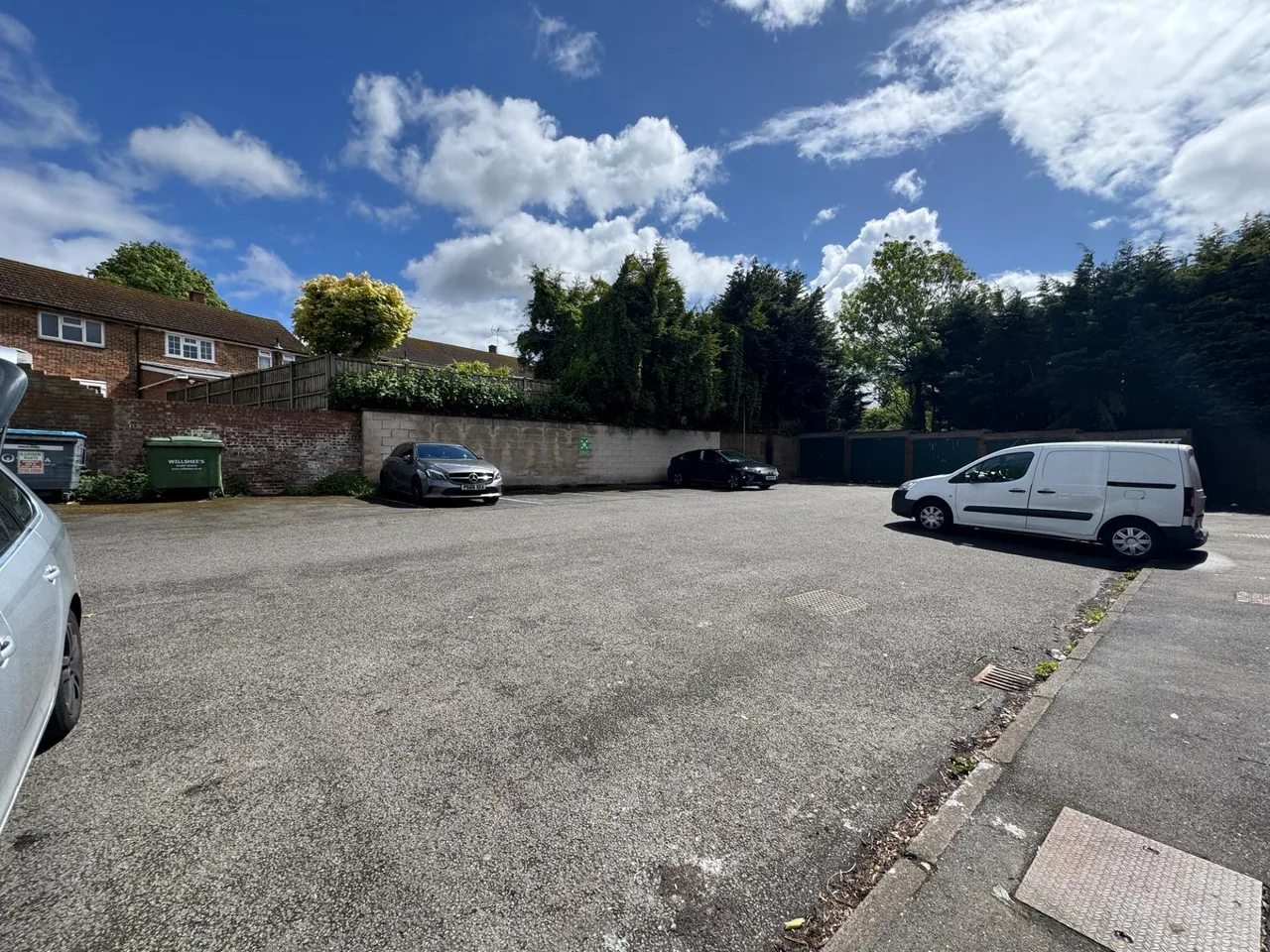 Rosliston Road, DE15, photo 7