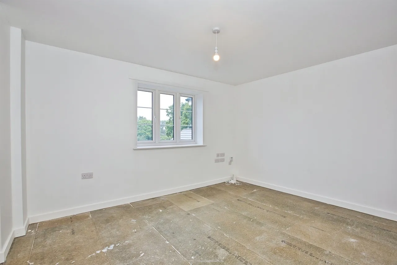 Raven Court, Houndstone, Yeovil, photo 7
