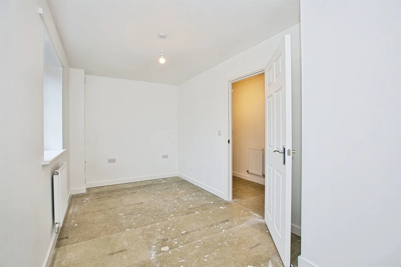Raven Court, Houndstone, Yeovil, photo 2